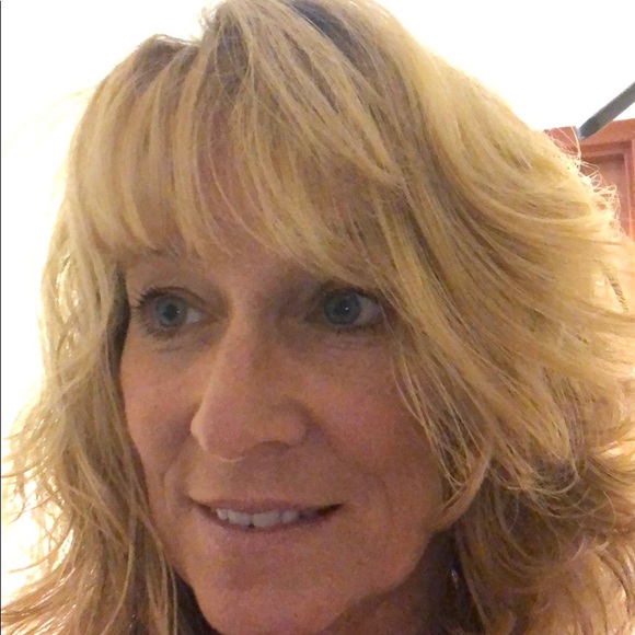 Meet your Posher, Paula - Picture 1 of 1